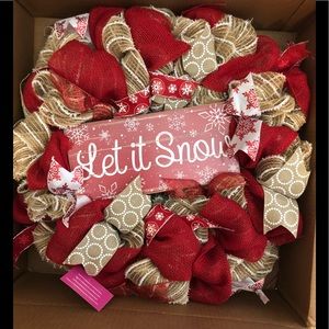 NIB “Let It Snow” Wreath